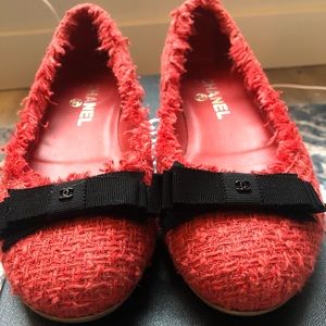 Authentic LIKE NEW CHANEL TWEED BALLET SLIPPERS